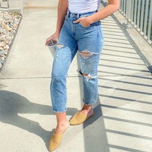 Abercrombie Ultra High Rise Ankle Straight Jeans